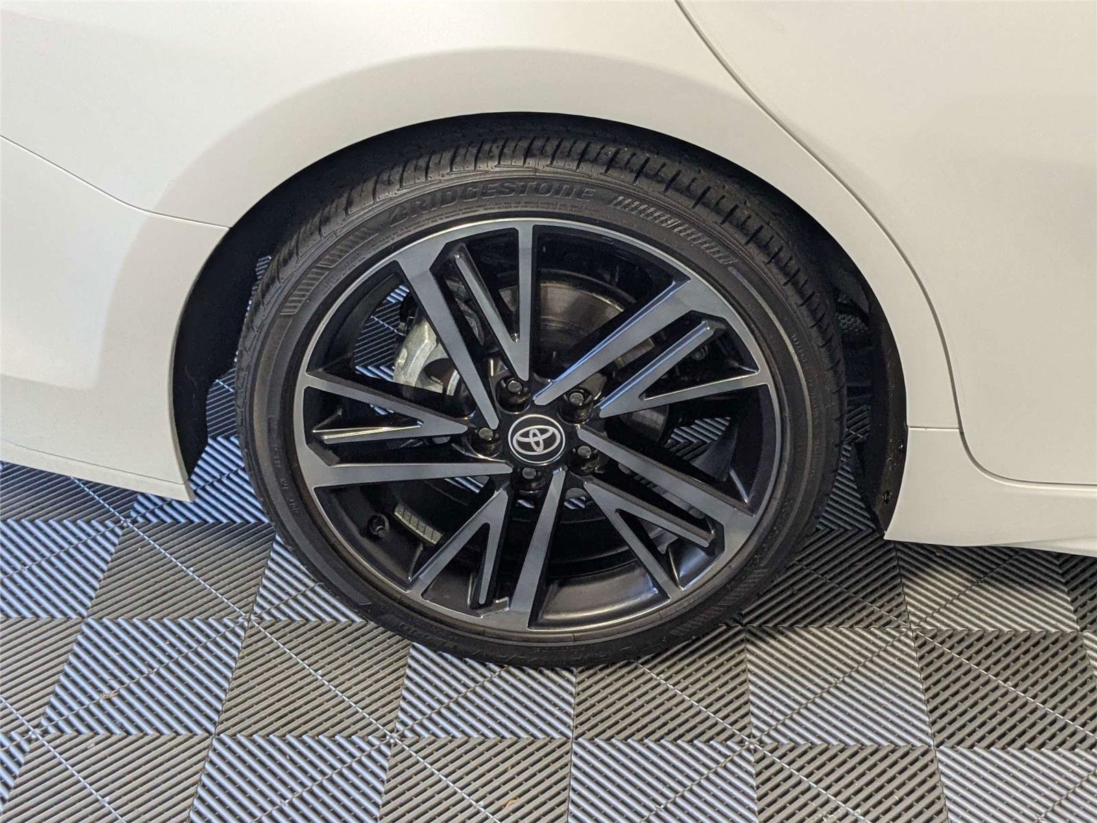 2025 Toyota Camry XSE - Photo 10