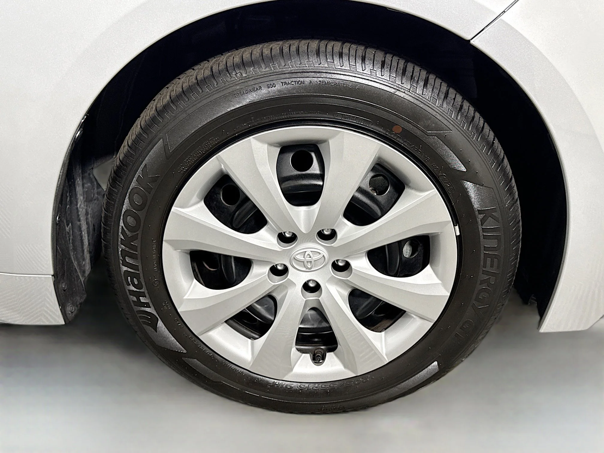 Used 2026 Classic Silver Metallic Toyota LE image 27