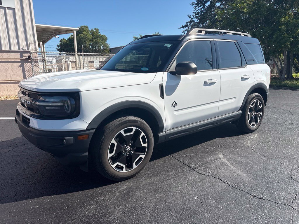 Used 2023 Oxford White Ford Outer Banks image 1