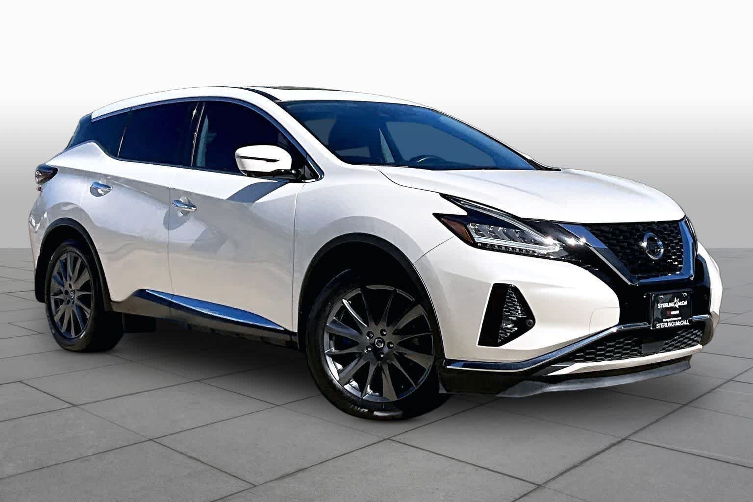 Used 2021 Pearl White Tricoat Nissan SV image 3