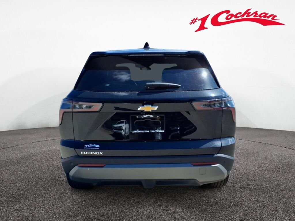 New 2027 Mosaic Black Metallic Chevrolet FWD LT image 3