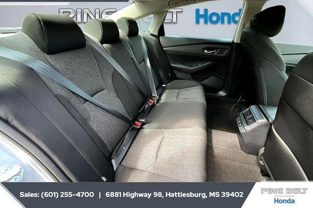 2025 Honda Accord SE - Photo 8