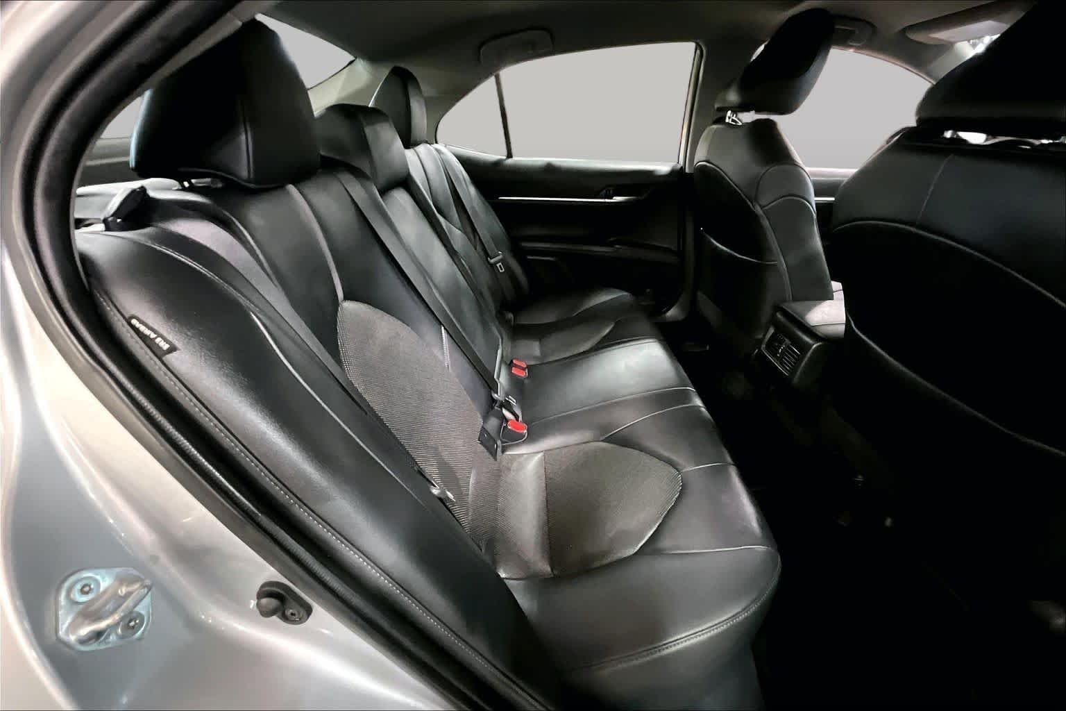 Used 2022 Celestial Silver Metallic Toyota XLE image 18