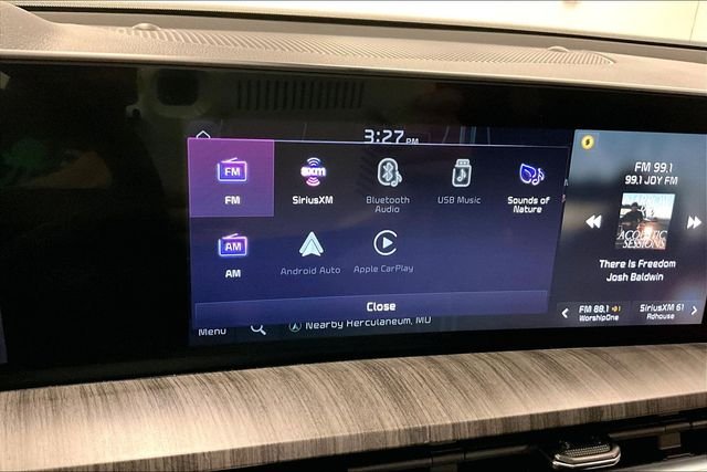 Used 2025 Dark Moss Kia SX-Prestige image 37