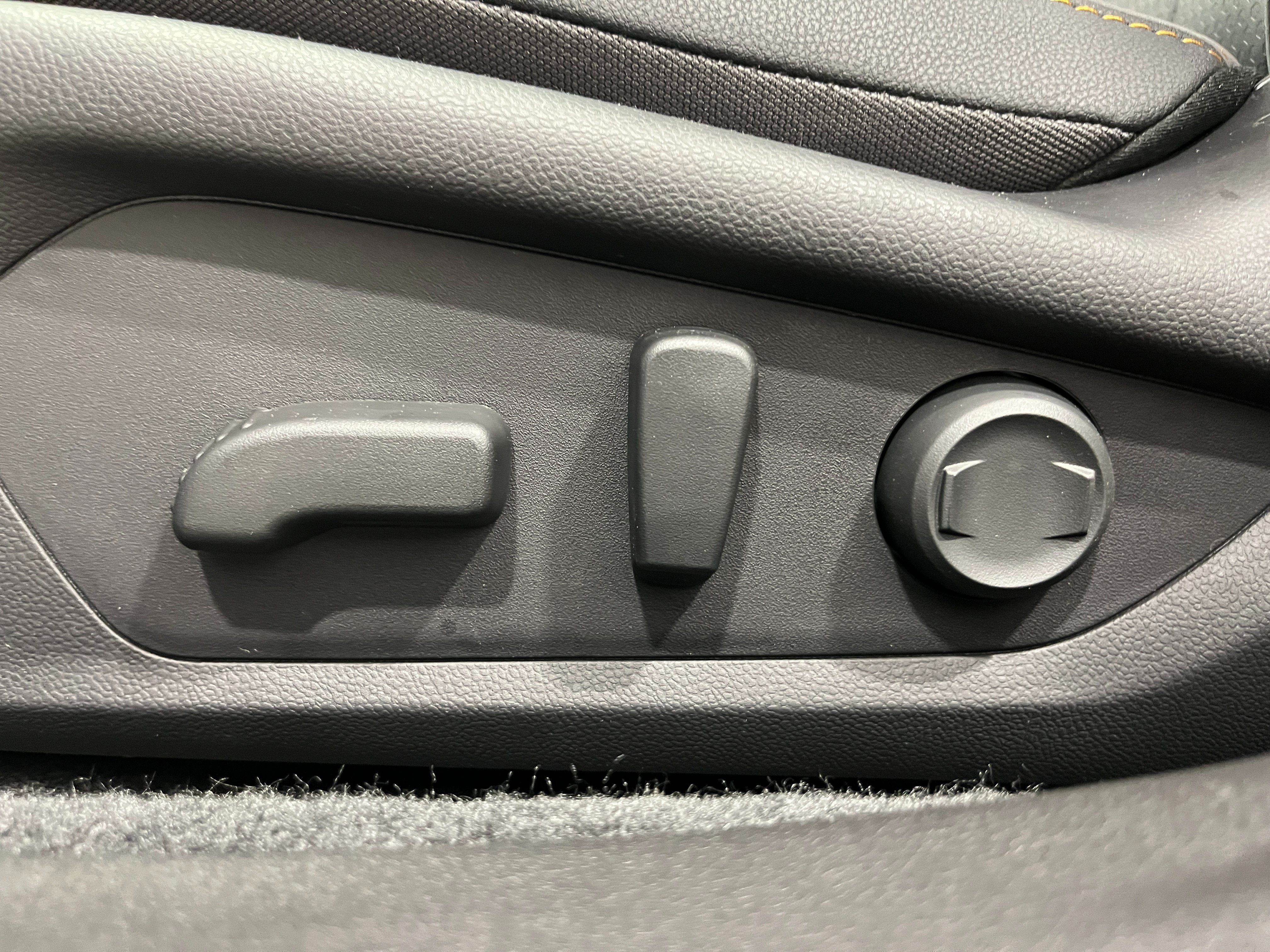 New 2026 ICE SILVER METALLIC Subaru Wilderness image 12