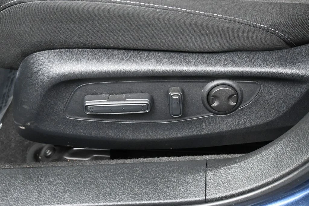 Used 2023 Blue Honda EX image 12