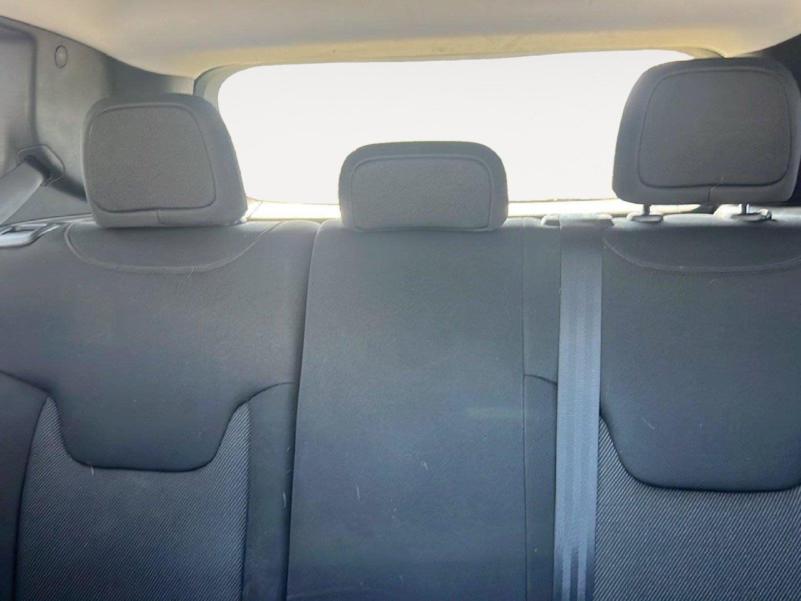 Used 2018 Alpine White Jeep Sport image 14