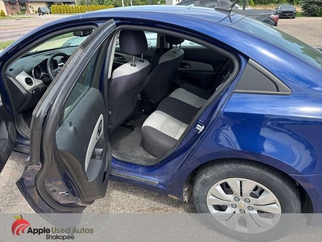 Used 2013 Blue Chevrolet LS image 8
