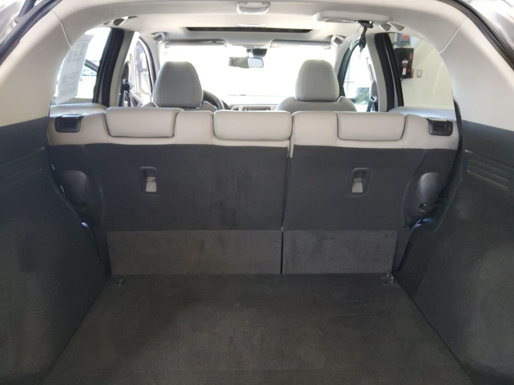 Used 2019  Honda EX-L image 30