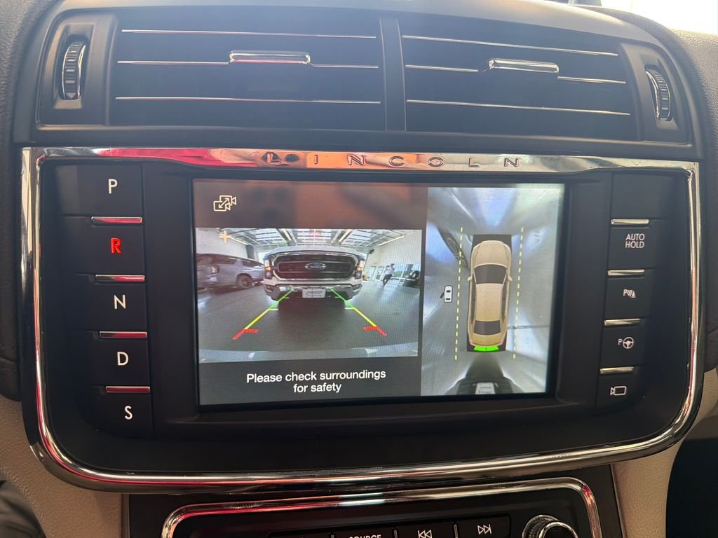 Used 2019 Silver Lincoln Reserve image 23