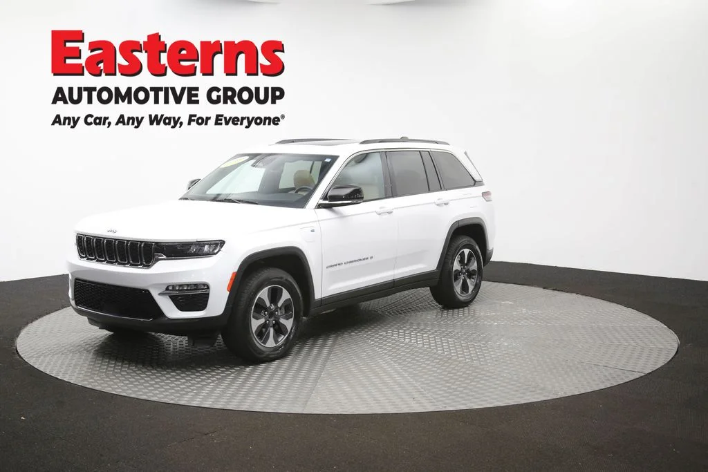 Used 2024 White Jeep 4xe image 59