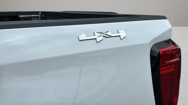 Used 2026 White GMC SLT image 39