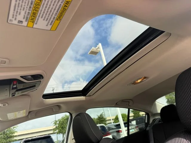 Used 2021 White Subaru Premium image 27
