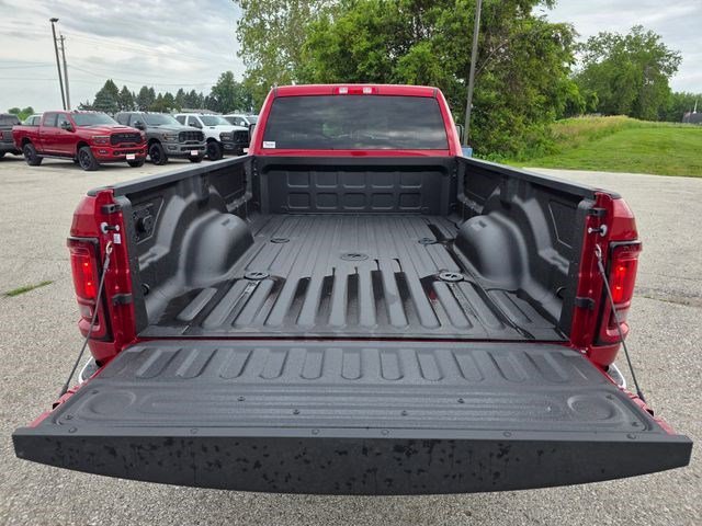 New 2026 Molten Red Pearl-Coat Exterior Paint RAM Big Horn image 10