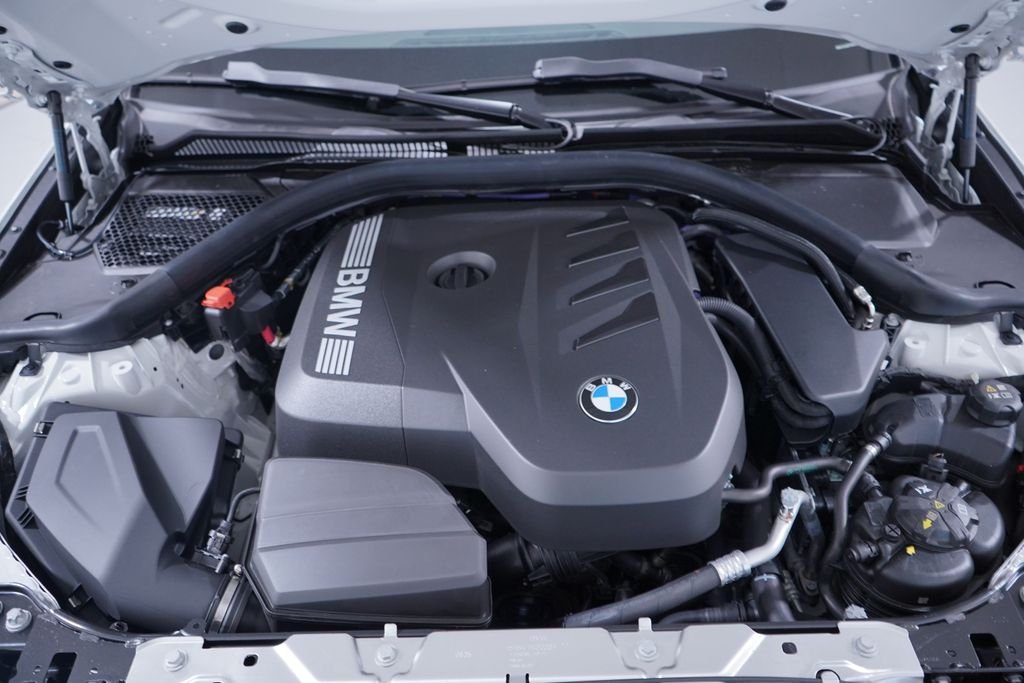 2026 BMW 3 Series 330i - Photo 19