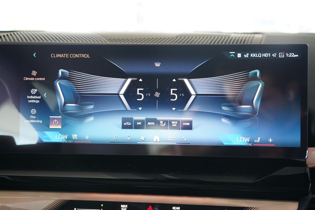 New 2027 Dark Graphite Metallic BMW 530i image 17