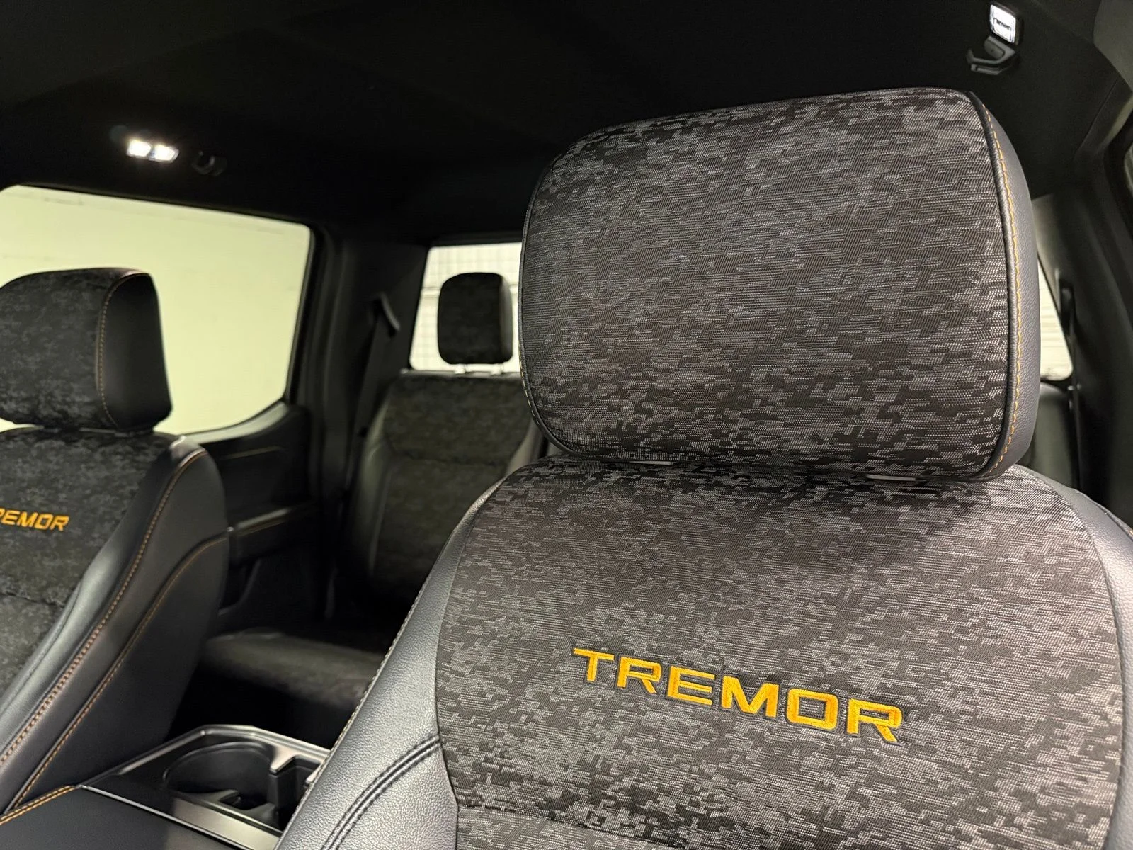 Used 2025 Gray Ford Tremor image 18