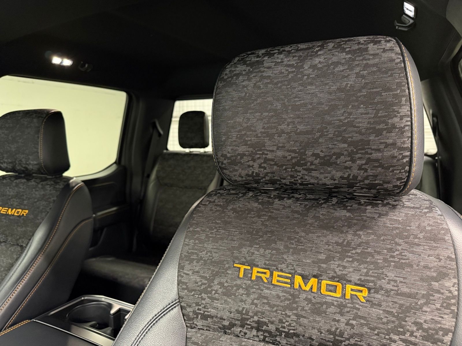 Used 2025 Gray Ford Tremor image 18
