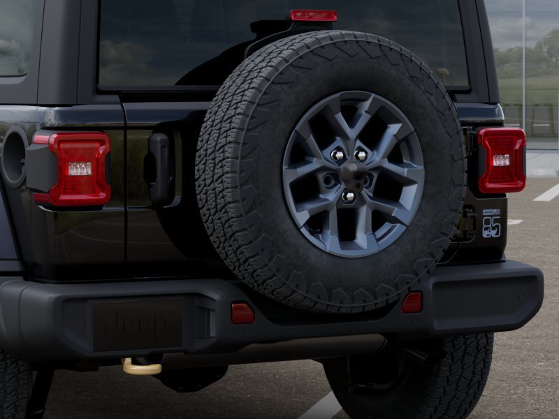 New 2026 Black Clear-Coat Exterior Paint Jeep  image 30