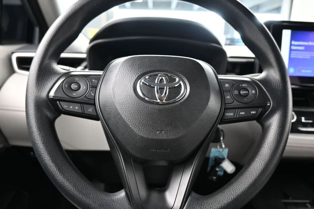 2026 Toyota Corolla Cross L - Photo 22