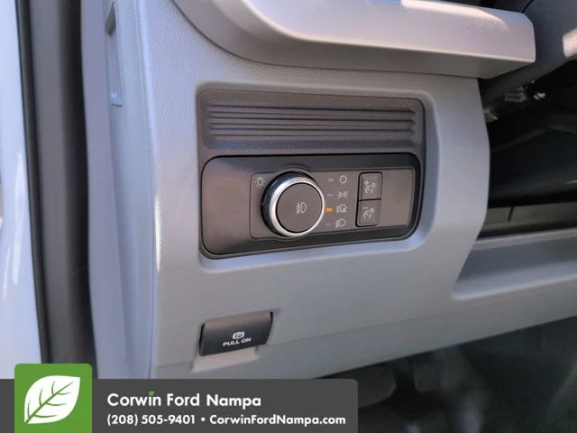New 2026 Oxford White Ford XL image 13