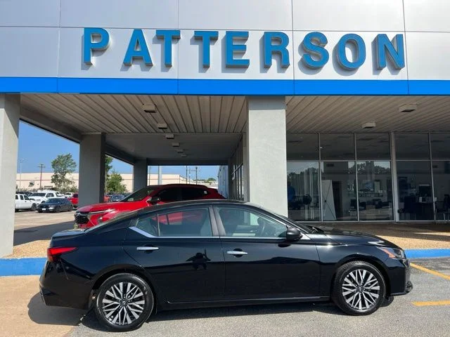 Pre-Owned 2025 Nissan Altima 2.5 SV