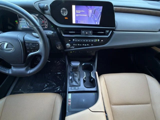 2024 Lexus ES Hybrid 300h - Photo 15