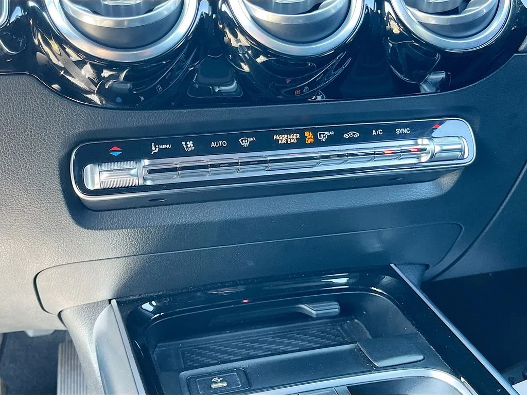 2025 Mercedes-Benz GLA GLA250 - Photo 16