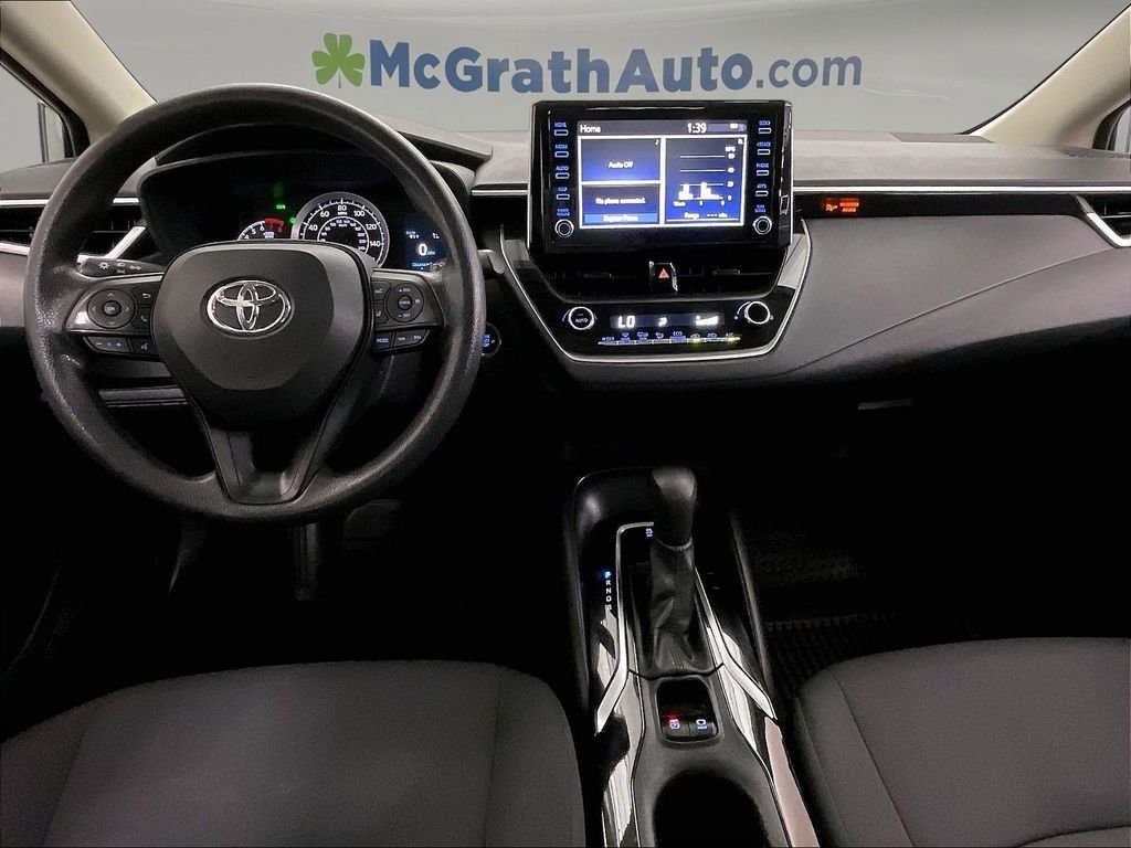 Used 2020 Silver Toyota LE image 20