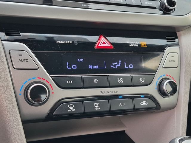 2018 Hyundai Elantra Limited - Photo 17