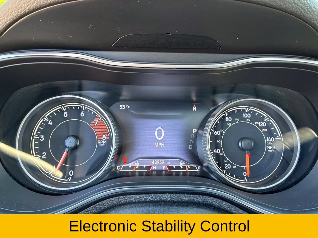 Certified Used 2019 Billet Silver Metallic Jeep Limited image 29