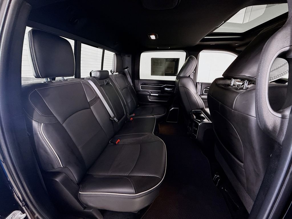 Used 2019 Diamond Black Crystal Pearlcoat Ram Laramie image 29