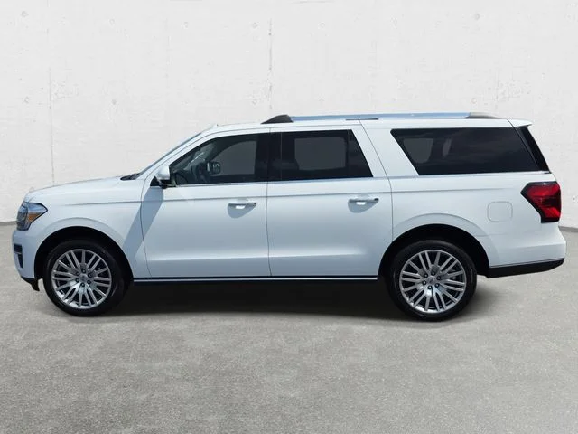 Used 2023 Oxford White Ford Limited image 8