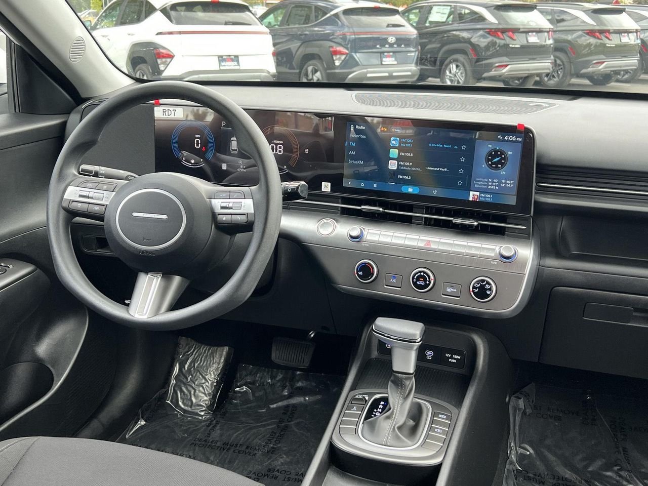 New 2026 Atlas White Hyundai SE AWD image 23
