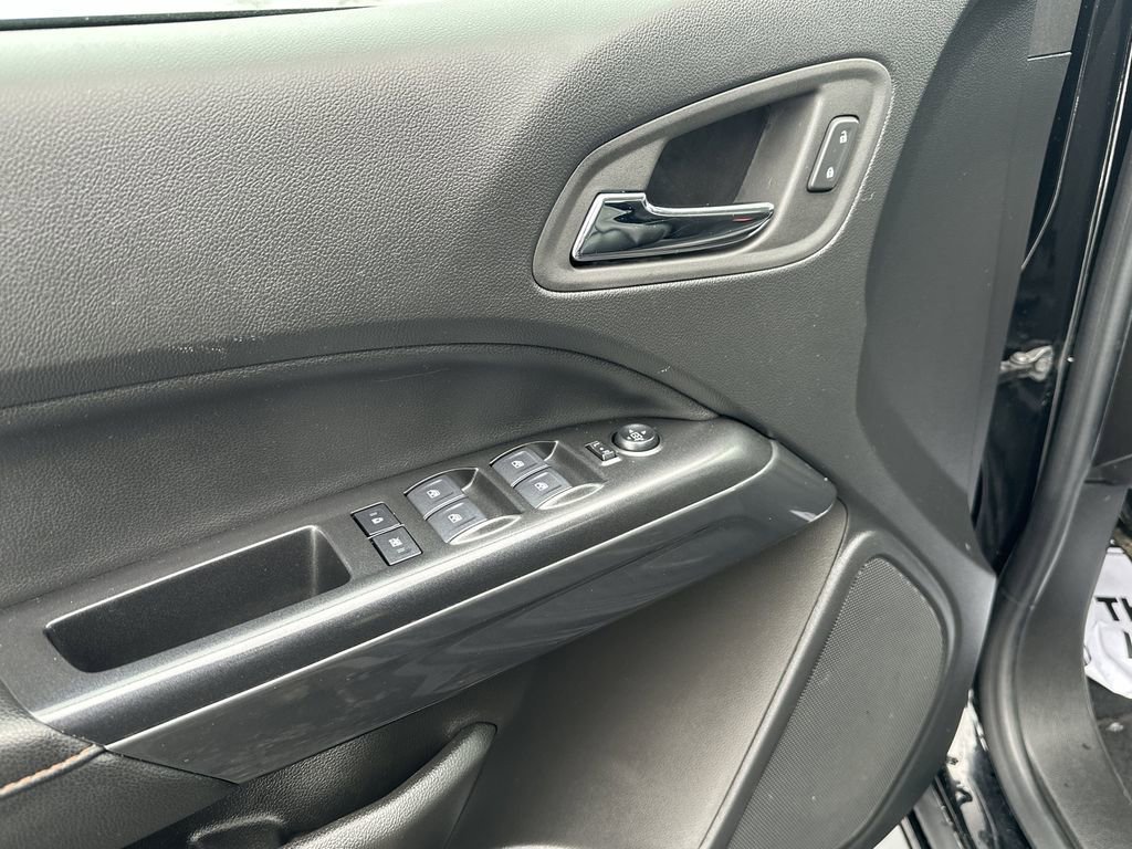 2022 GMC CANYON - Image 18