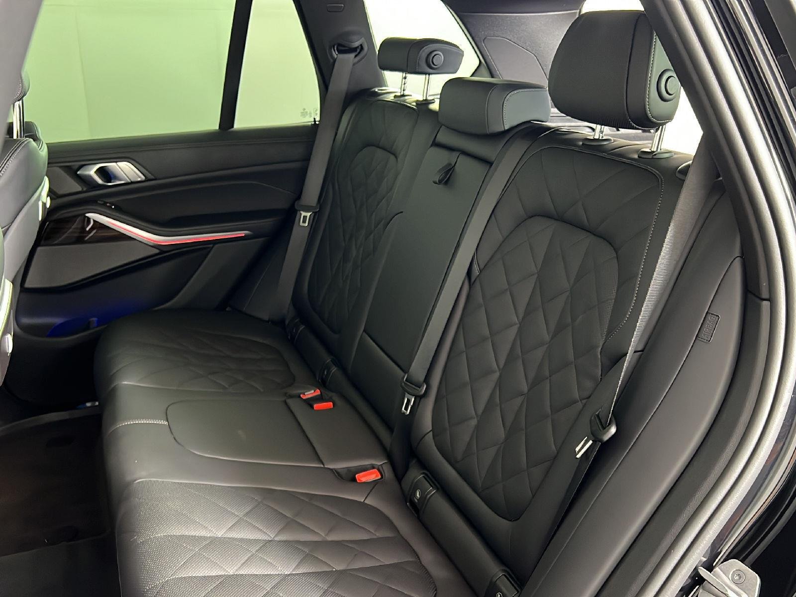 New 2026 Black Sapphire Metallic BMW xDrive50e image 20