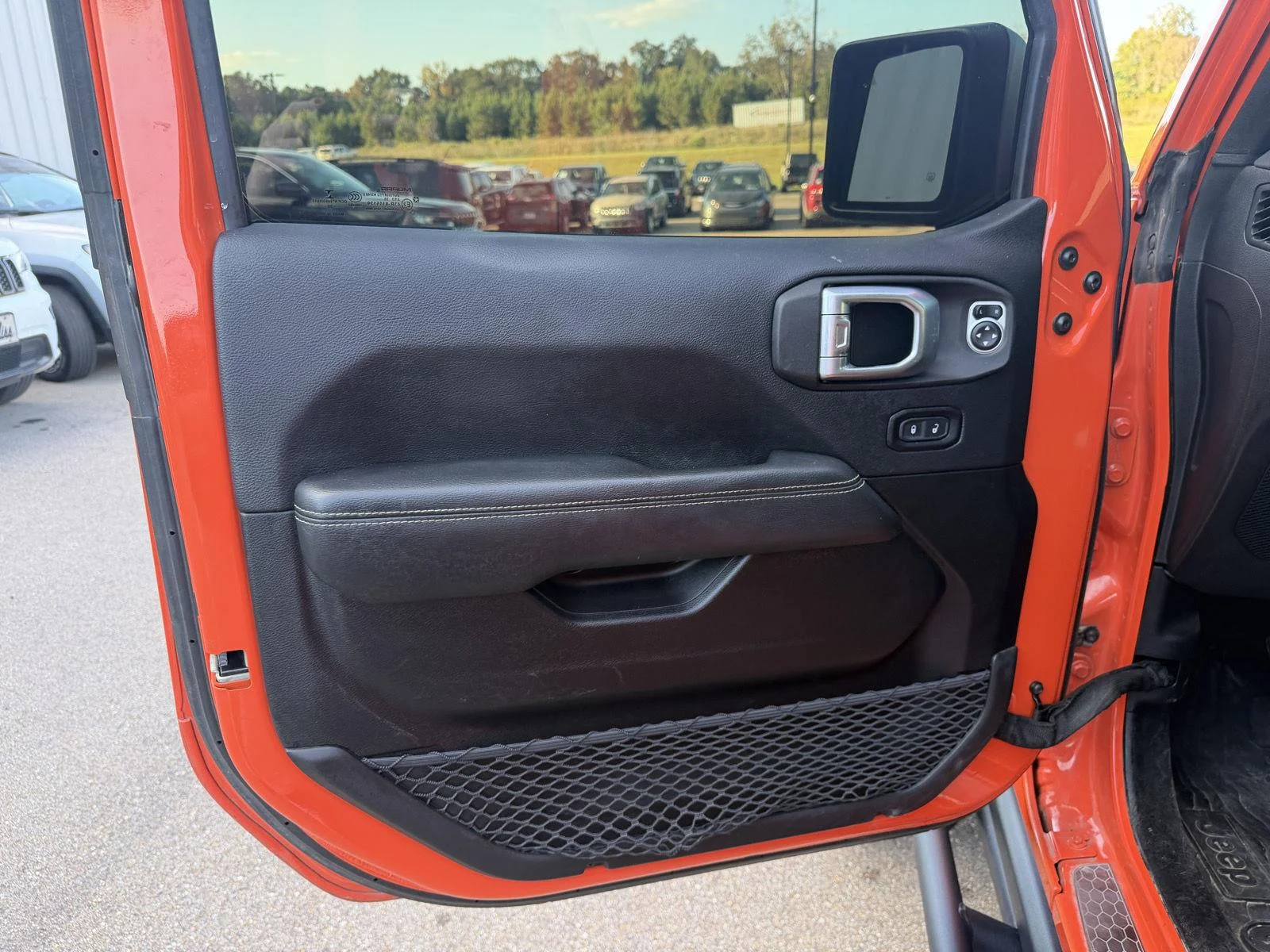 Used 2020 Punkn Metallic Clearcoat Jeep Rubicon image 16