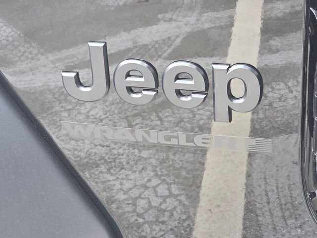 New 2026 Black Clear-Coat Exterior Paint Jeep Sport image 28