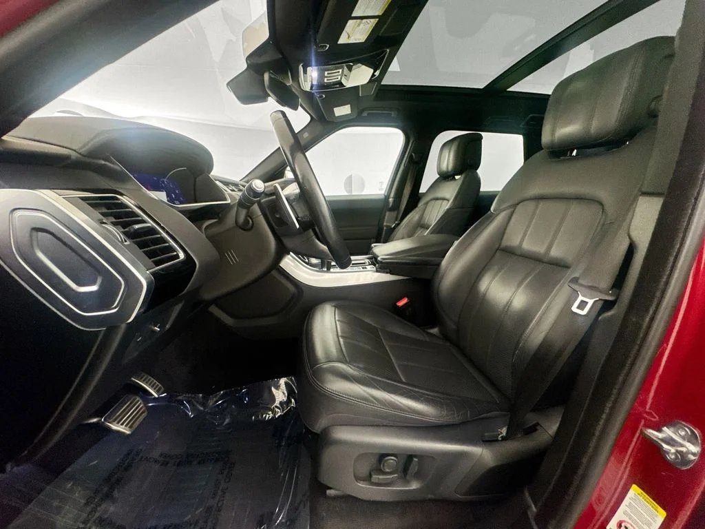 Used 2021 Red Land Rover HSE Silver Edition image 20