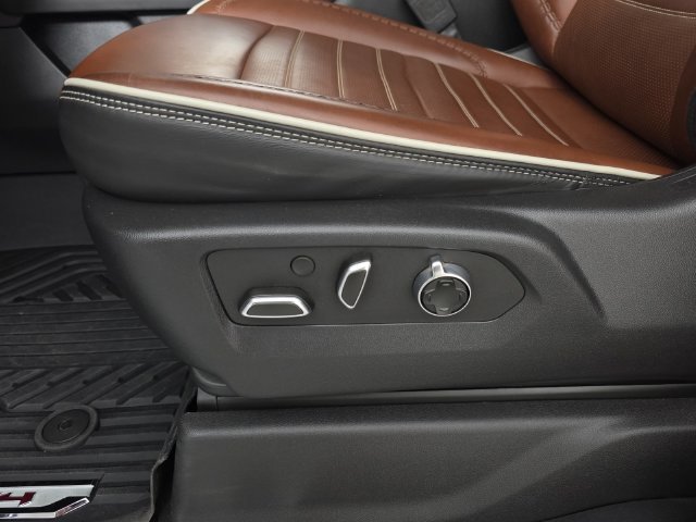 Certified Used 2025 Summit White GMC Denali Ultimate image 30