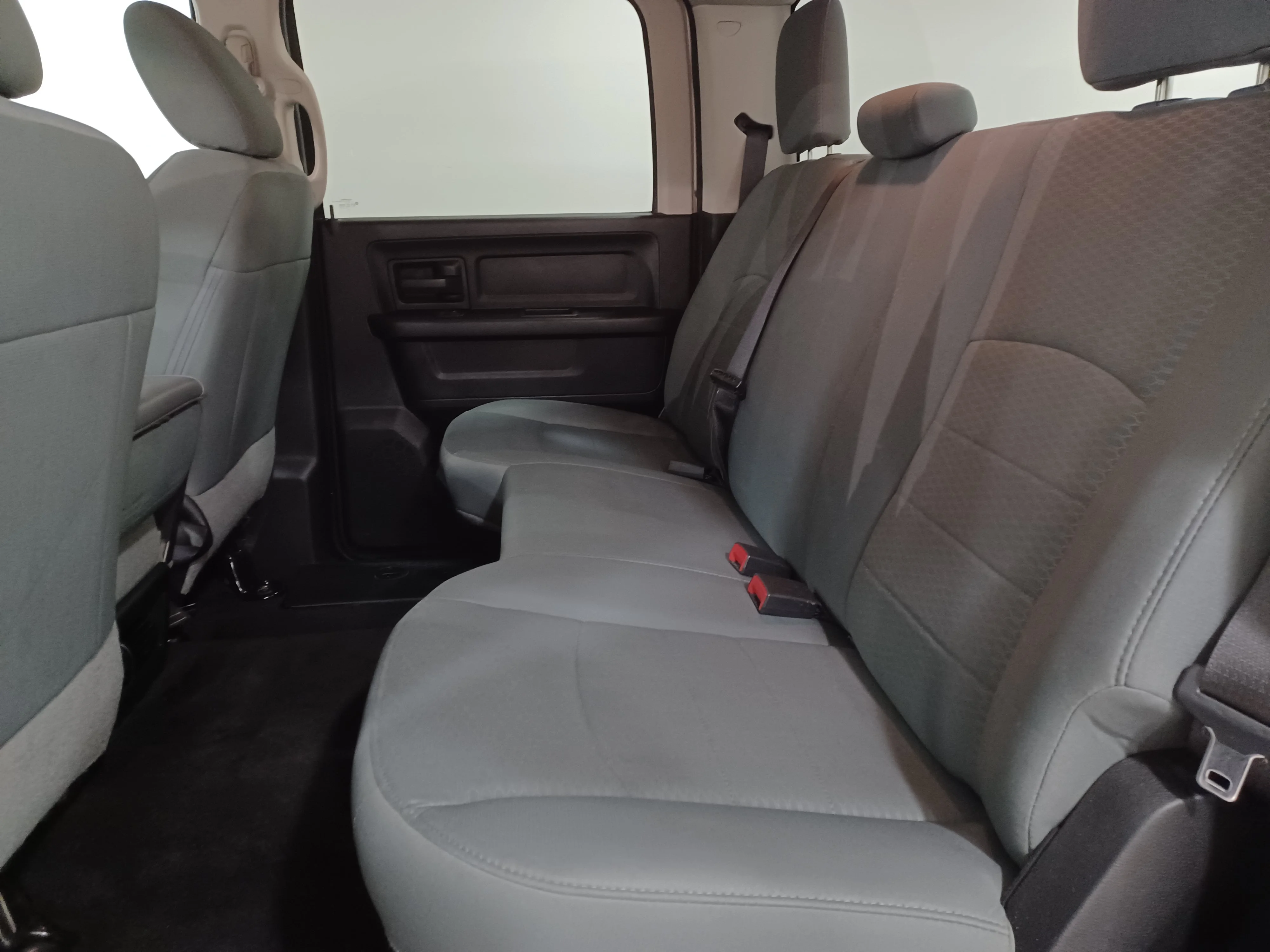 Used 2017 Bright Silver Metallic Ram Express 4x4*Bright Silver Metallic | 5.7L HEMI | 6 Pass | Remote Start | Htd Mirrors | Tow Pkg image 11