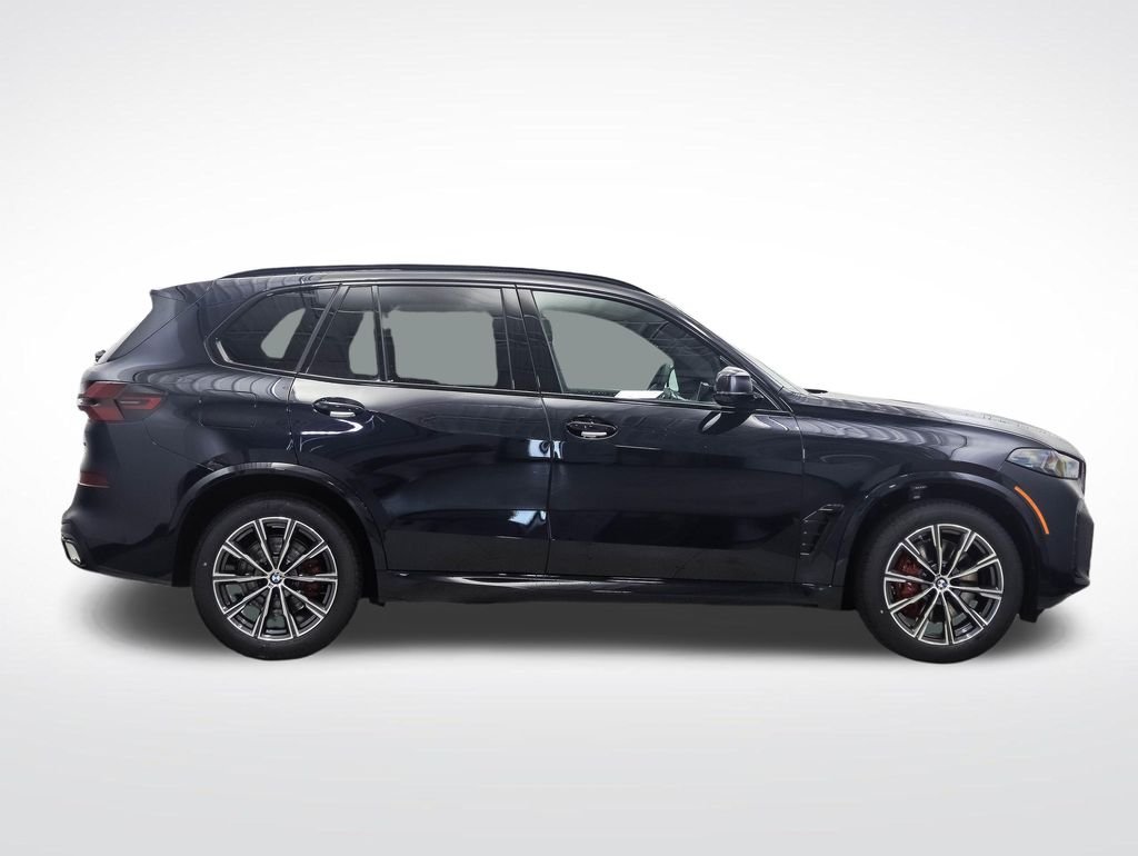 New 2026 Carbon Black Metallic BMW xDrive40i image 6