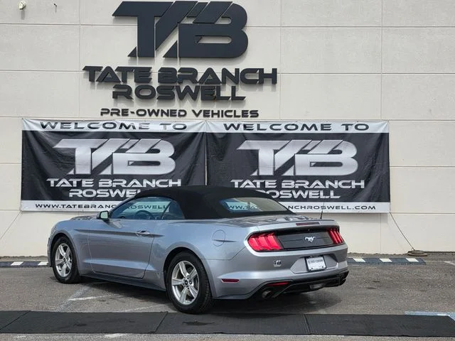 2023 Ford Mustang EcoBoost - Photo 8