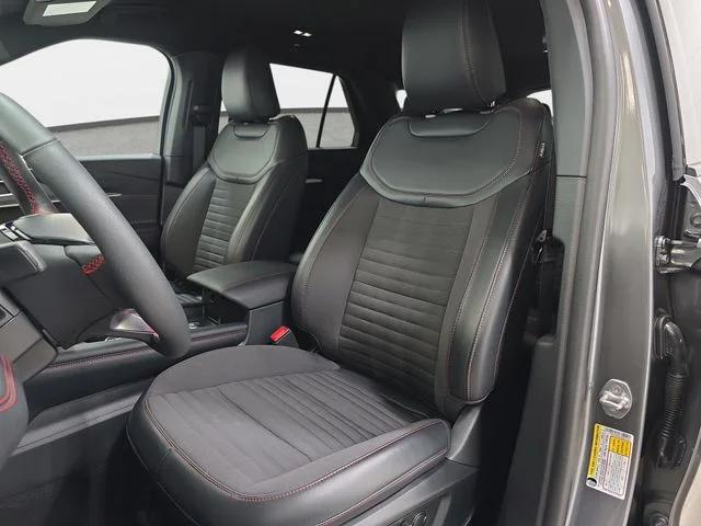 Used 2026 Carbonized Gray Metallic Ford ST-Line image 14