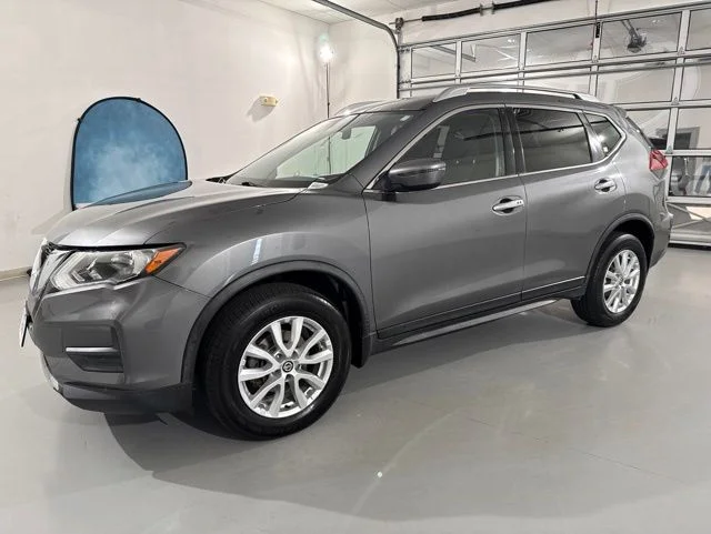 Used 2019 Gray Nissan SV image 4