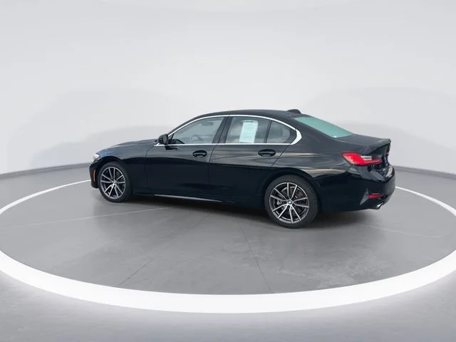 Used 2019 Black BMW 330i image 5