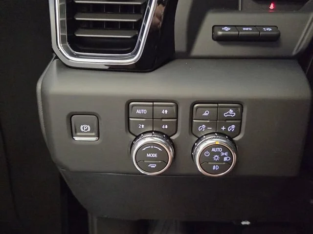 New 2026 Onyx Black GMC Denali Ultimate image 30