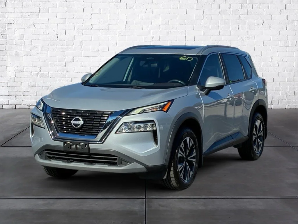 Used 2023 Silver Nissan SV image 2