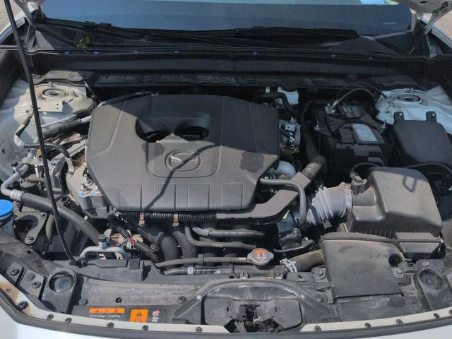 Used 2023 White Mazda 2.5 S image 30