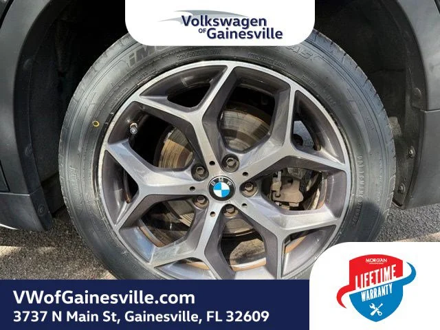 Used 2019 Black Sapphire Metallic BMW sDrive28i image 29